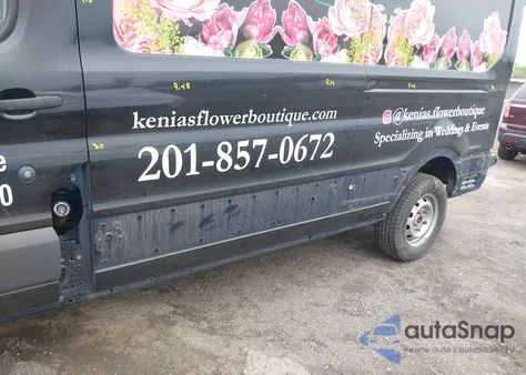 2017 Ford Transit-250 z USA, uszkodzony, nr VIN 1FTYR2CM5HKA33286